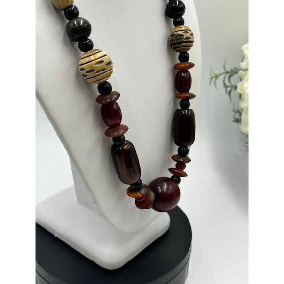 Vintage Bakelite Style Statement
Necklace Tribal Beaded 20"
Burgundy Gold Black - Picture 15 of 16